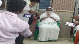 Bhabanipur By-election: Mamata Banerjee 'Sweating', BJP on Her Sudden Visit to Sola Ana Masjid